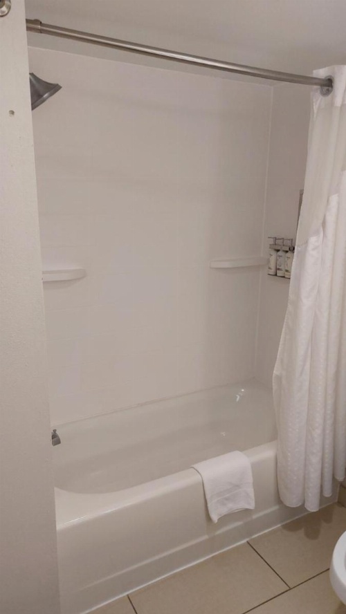 Holiday Inn Express Hotel And Suites Raleigh North - Wake Forest image 33